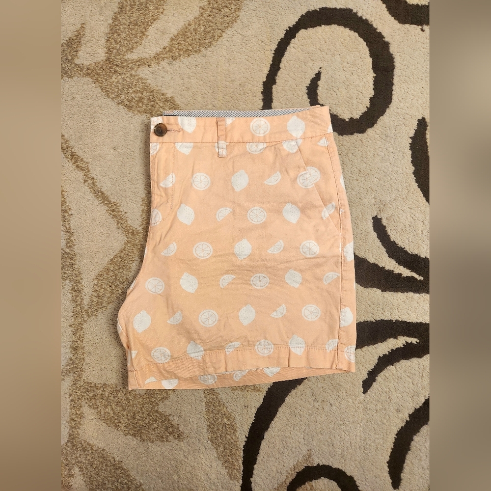Old Navy Womens Peach Fruit Polka Dot Shorts - Picture 2 of 8